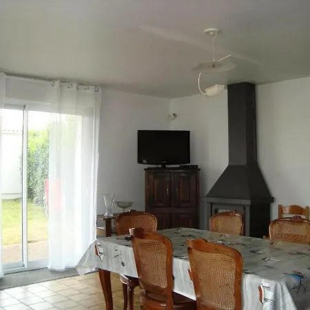 Maison Calme 3 Pieces Avec Jardin Et Parking A Saint-Denis-D'Oleron - Fr-1-246A-339 *